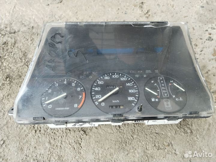 Щиток приборов хонда аккорд 3/Honda Accord 3