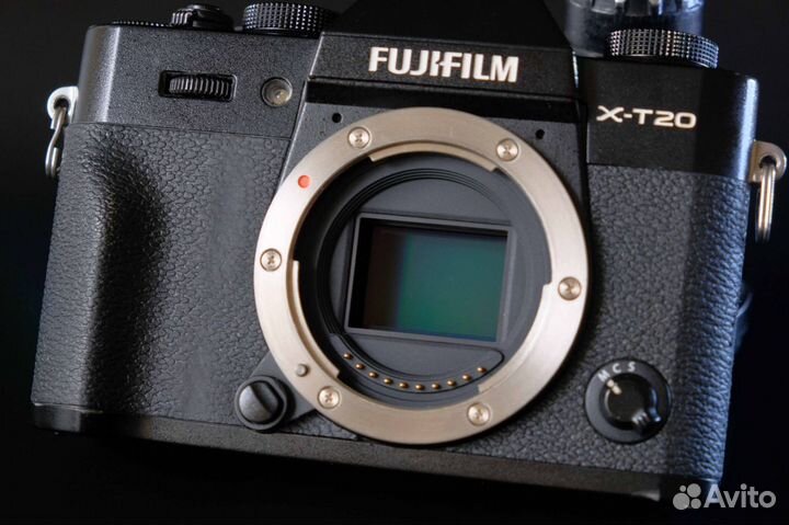 Fujifilm XT-20 black noir