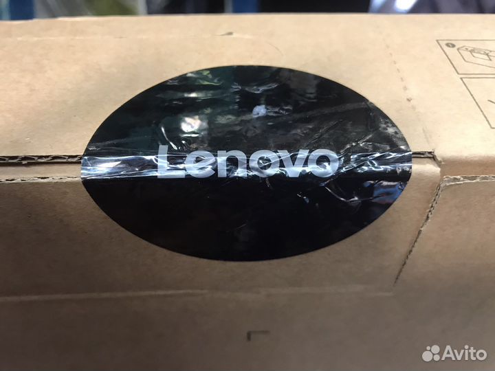 Ноутбук Lenovo i7 8/ssd256/1000gb Mx450 dos
