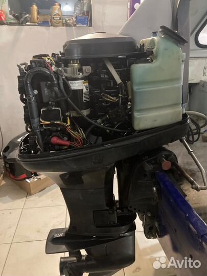 Продам лодочный мотор меркурий 50