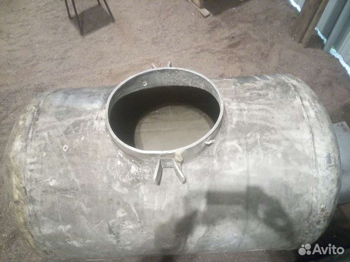 Цистерны емкости бочки