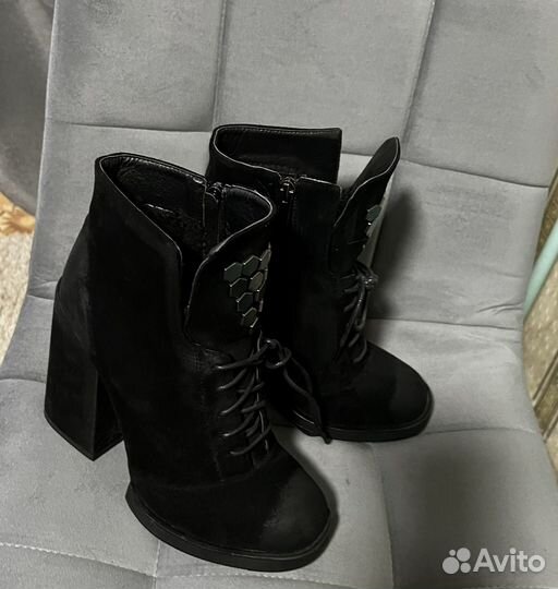 Ботильоны, сапоги зимние женские черные