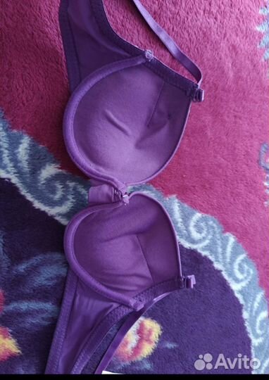 Бюстгальтера и топы новые