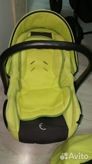 Продам коляску 3 в 1 Zippi