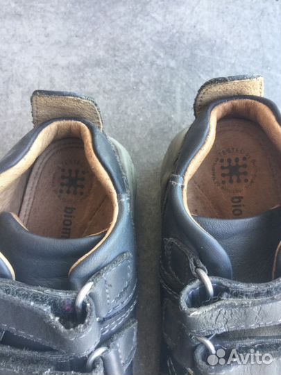 Кроссовки детские Biomecanics. Размер 22 EU