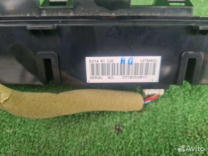 Информационный дисплей Мазда сх7 EH14611J0