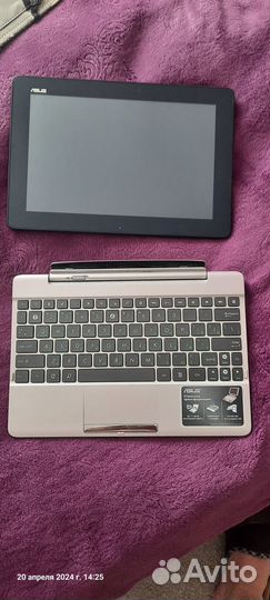 Планшет asus TF 300 TG + клавиатура + чехол