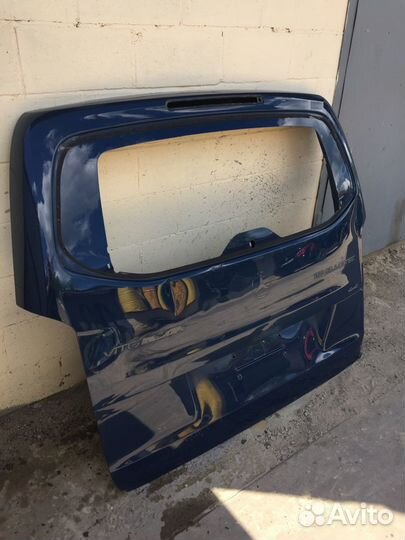 Крышка дверь багажника Mercedes Vito W447