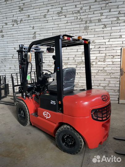 Вилочный погрузчик EP Equipment CPCD25T3, 2023