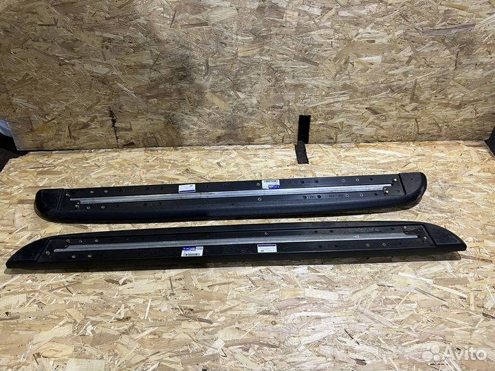 Подножки Hyundai Tucson пластиковые