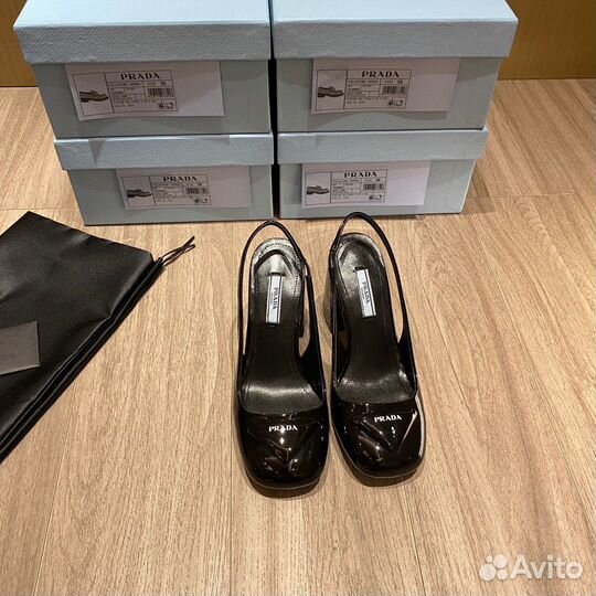 Босоножки prada