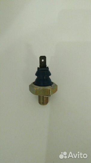 Датчик давления масла Фольксваген