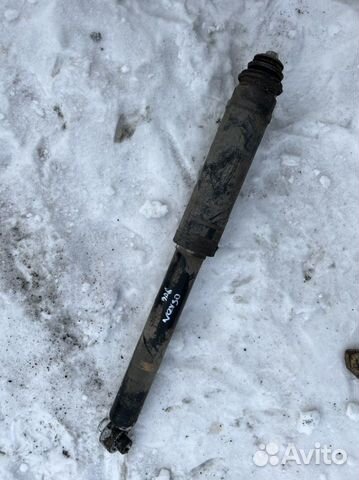 Амортизатор задний Toyota Verso R2 09-18