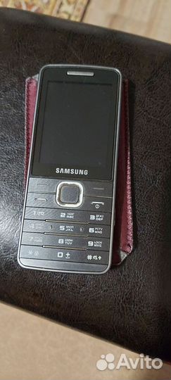 Samsung GT-S5610