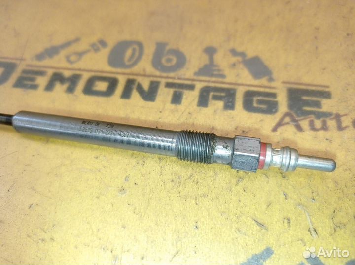 Свеча накаливания 2.0 TDI Volkswagen Passat B7 365