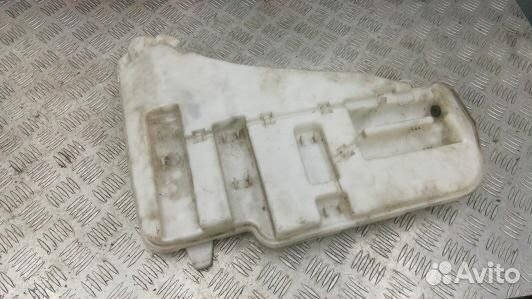 Бачок омывателя BMW 5 F10/F11 (2NN03NL01)