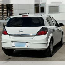 Opel Astra 1.6 MT, 2013, 130 854 км, с пробегом, цена 739 999 руб.