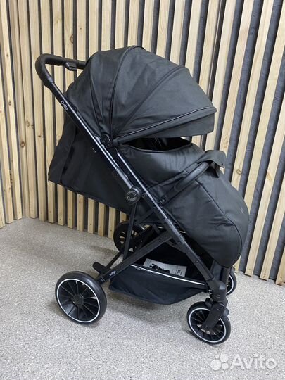 Прогулочная коляска indigo