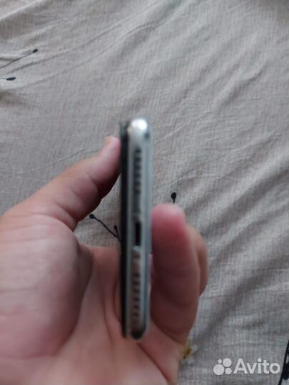 Телефон iPhone х