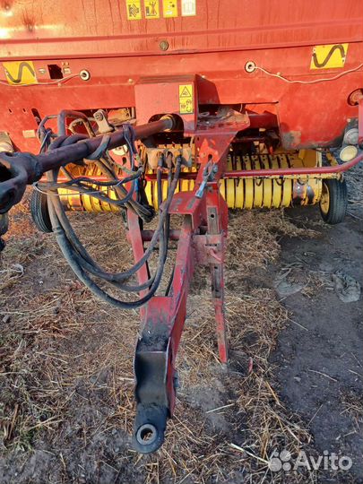 Пресс-подборщик New Holland 648, 2002