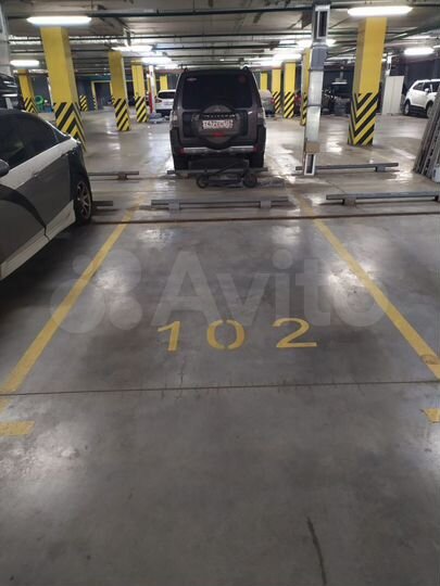 Машиноместо, 16 м²