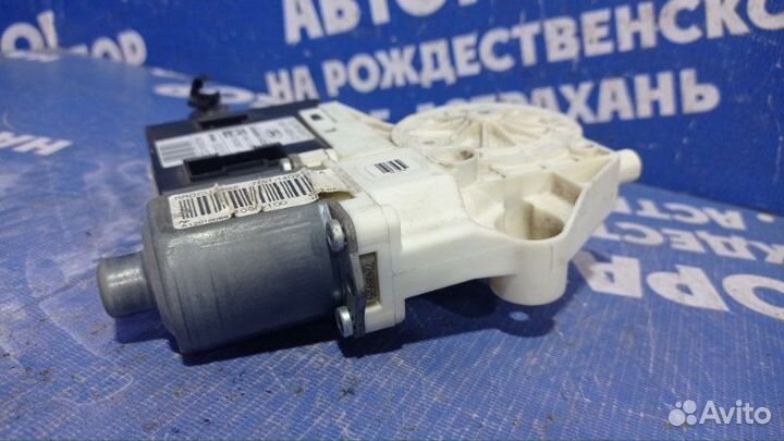 Моторчик стеклоподъемника Ford Focus 2 седан 2006