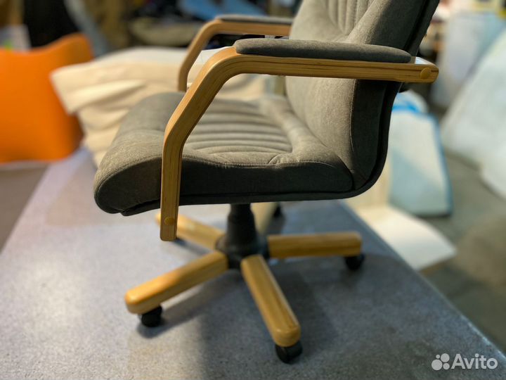 Компьютерное кресло