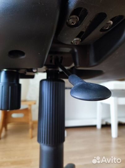 Стул кресло офисный