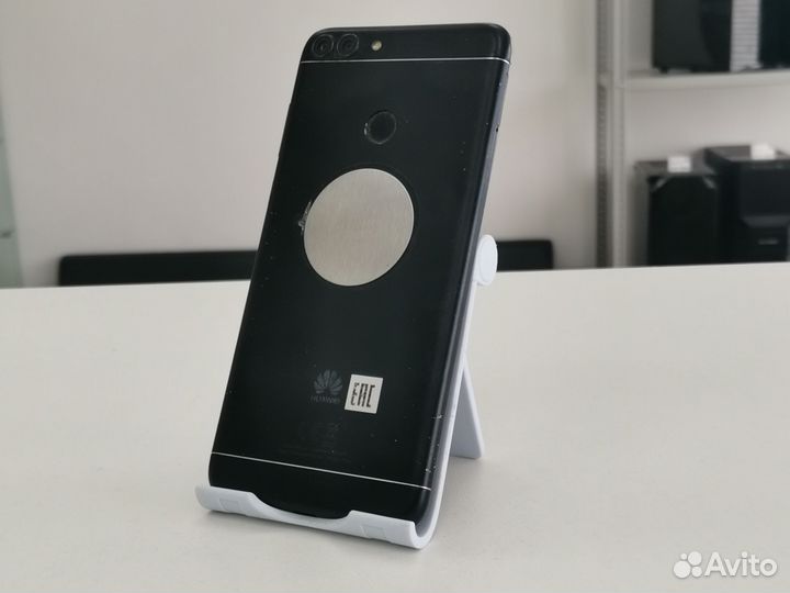 HUAWEI P Smart, 3/32 ГБ