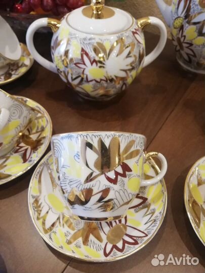 Кофейный сервиз лфз СССР, Золотые ромашки ''