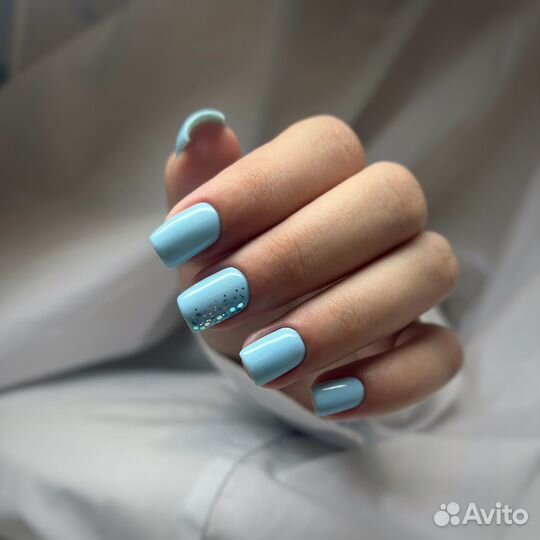 Маникюр педикюр