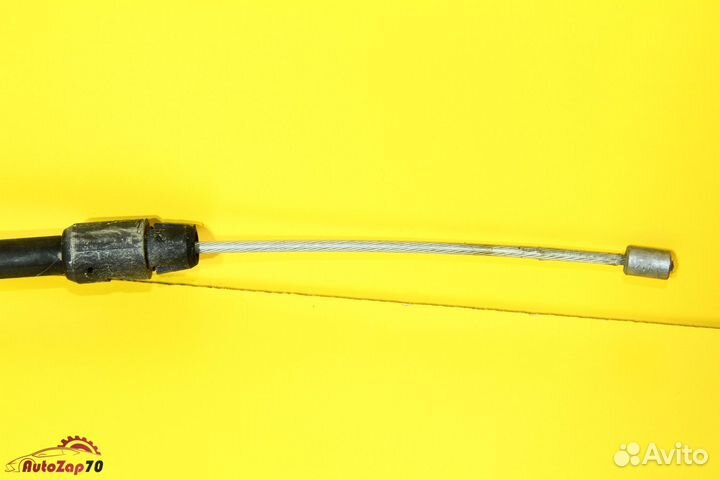W204 C250 Трос стояночного тормоза