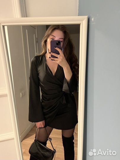 Платье черное мини