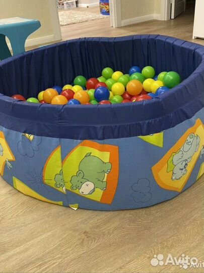 Бассейн с шариками