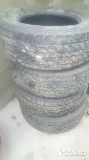 Yokohama 104ZR 265/65 R17