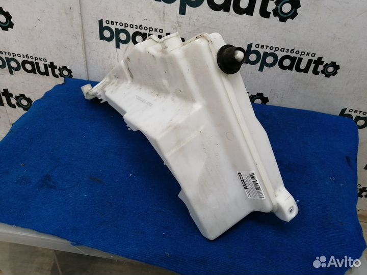 Бачок омывателя HY32-17B613-AC Land Rover