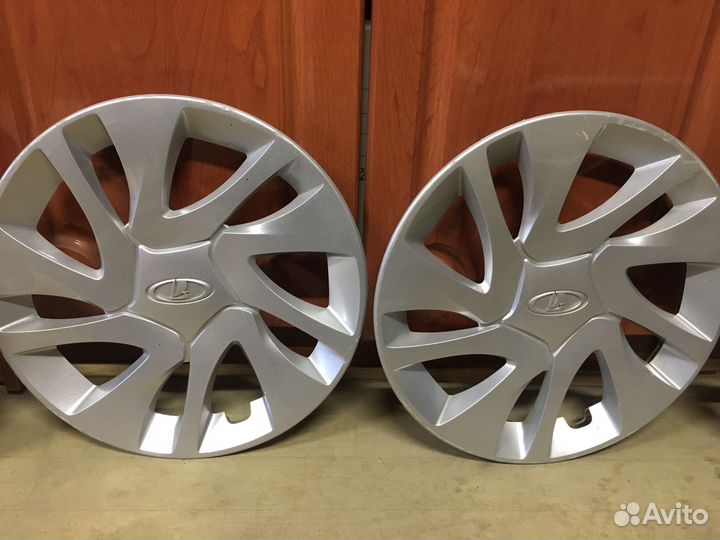 Колпаки r14 granta б/у