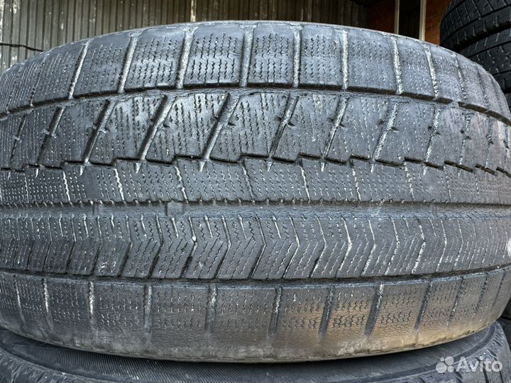 Bridgestone Blizzak VRX 225/45 R17 91S