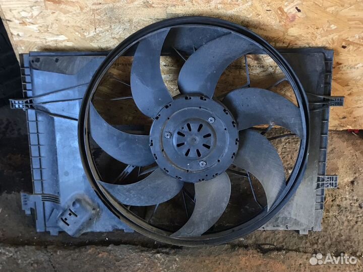 Вентилятор охлаждения Мерседес w203 w209