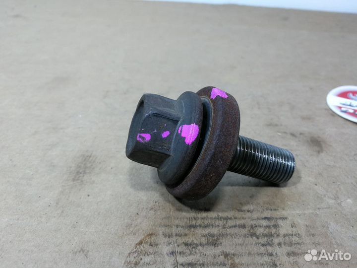 Болт шкива коленвала Mazda 3 \ 5 \ 6