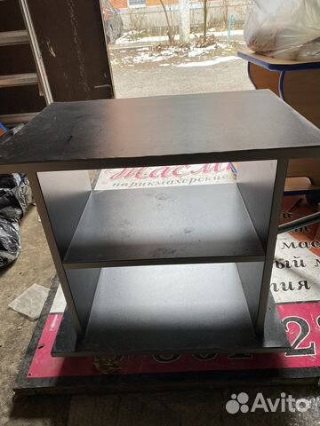 Тумба на колесиках, черная с полкой