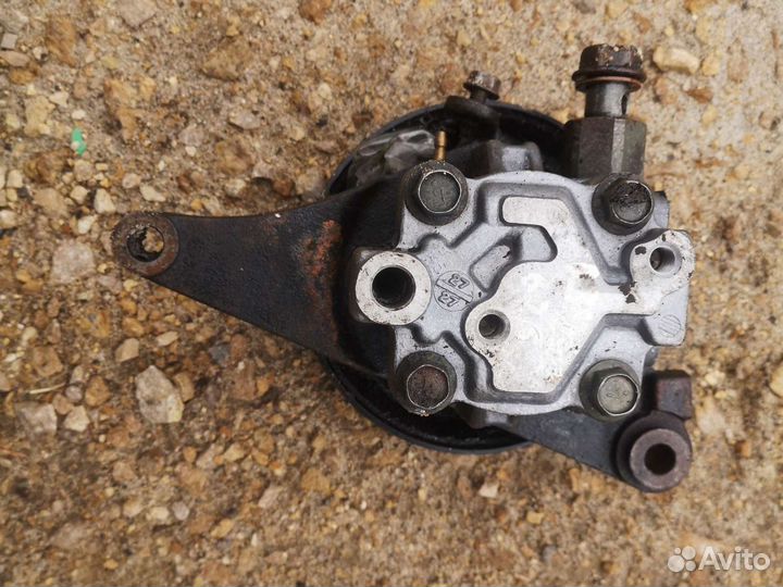 Насос гур Mazda 626