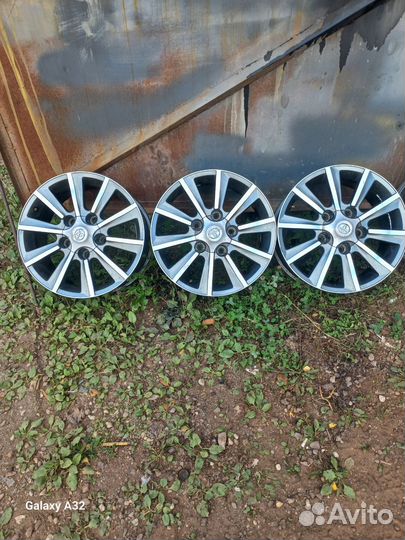 Диски r18 на lc200