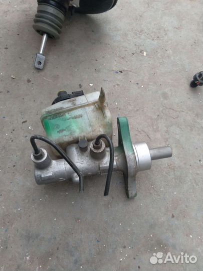 Вакуумный усилитель тормозов renault logan