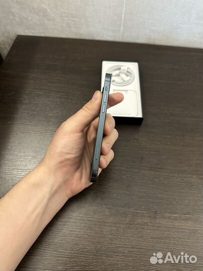 iPhone 12 Pro, 256 ГБ