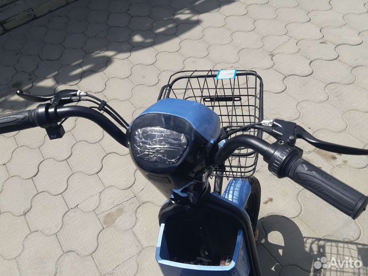 Продаю электро велосипед.электросамокат