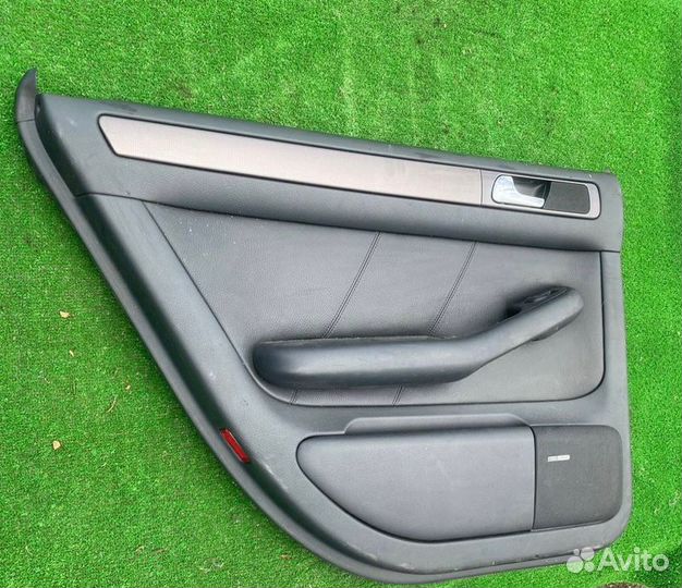 Обшивка двери задняя левая Audi A6 2000