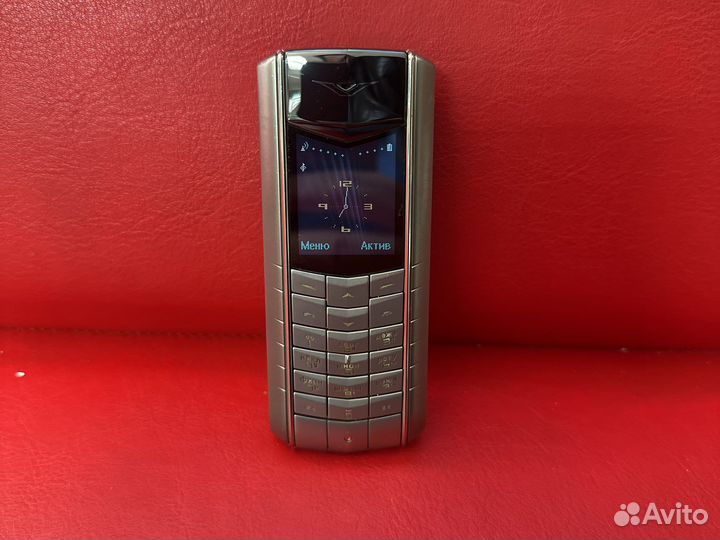 Телефон Vertu