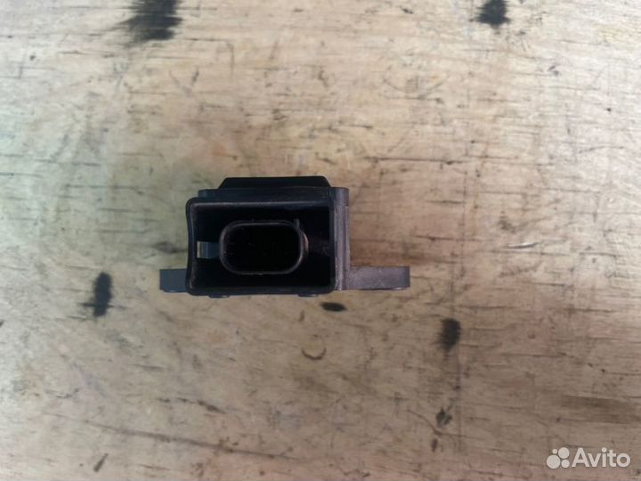 Датчик ускорения