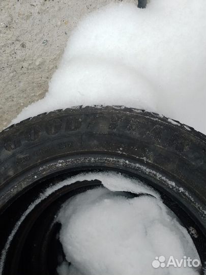 Nokian Tyres Hakkapeliitta 2 205/60 R16 80H